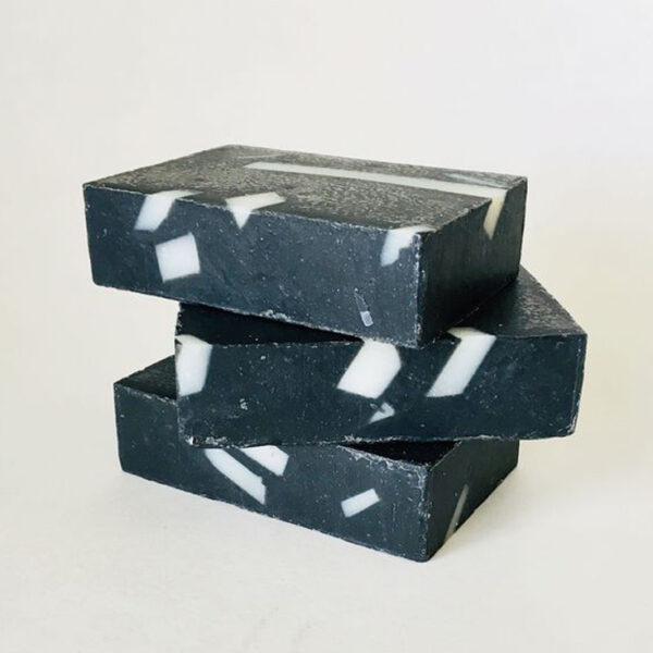 charcoal-and-aloe-soap
